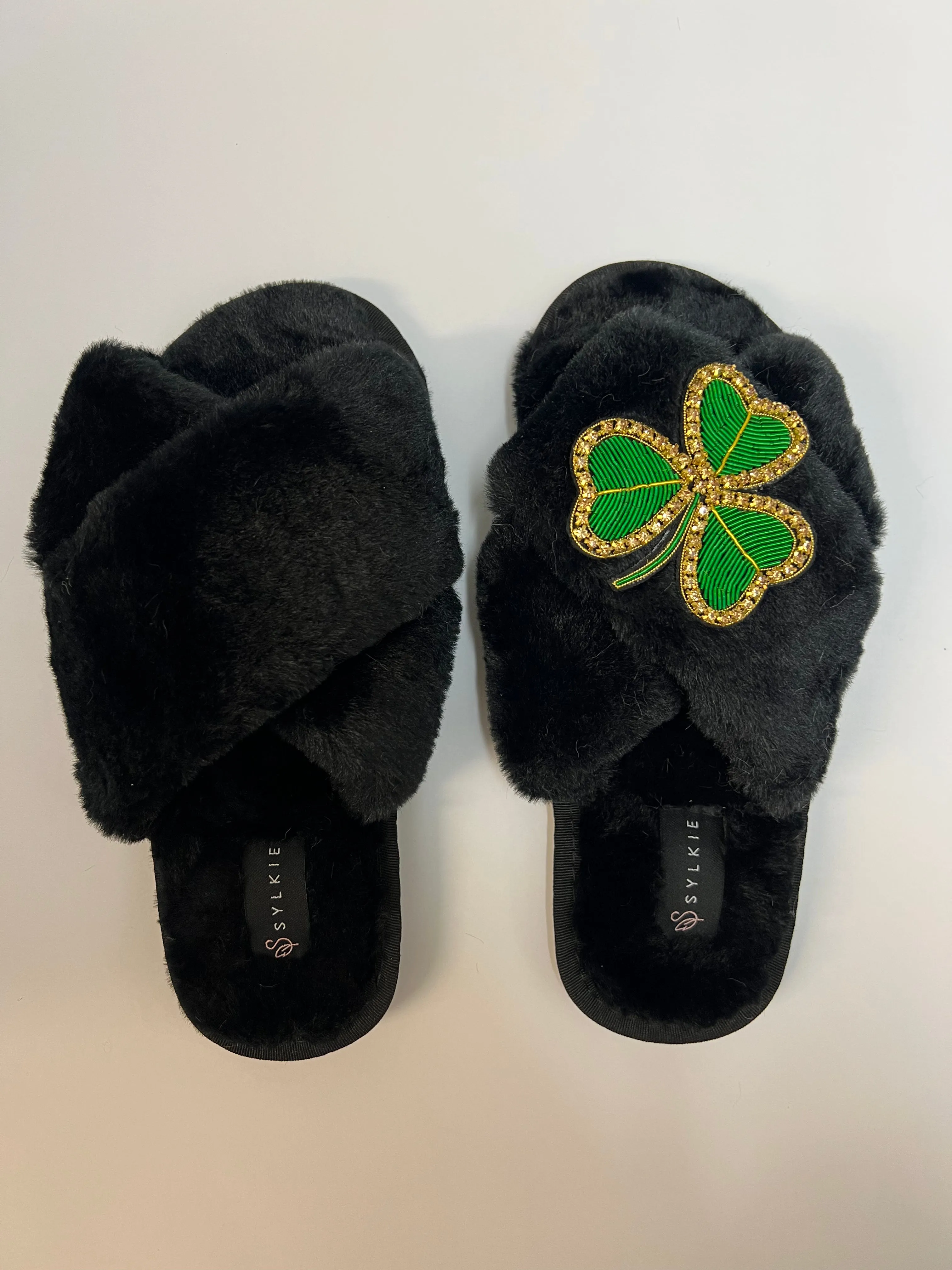 Eireann Cross Slipper Black