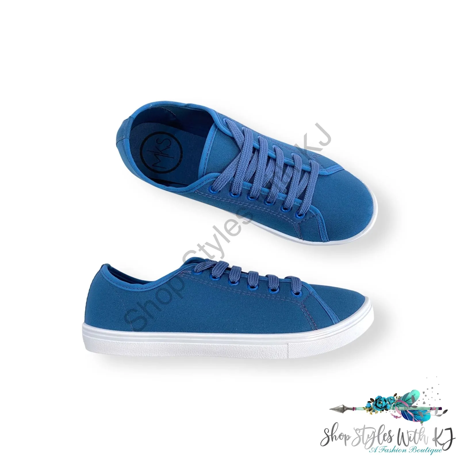 Free Spirit Sneakers in Blue