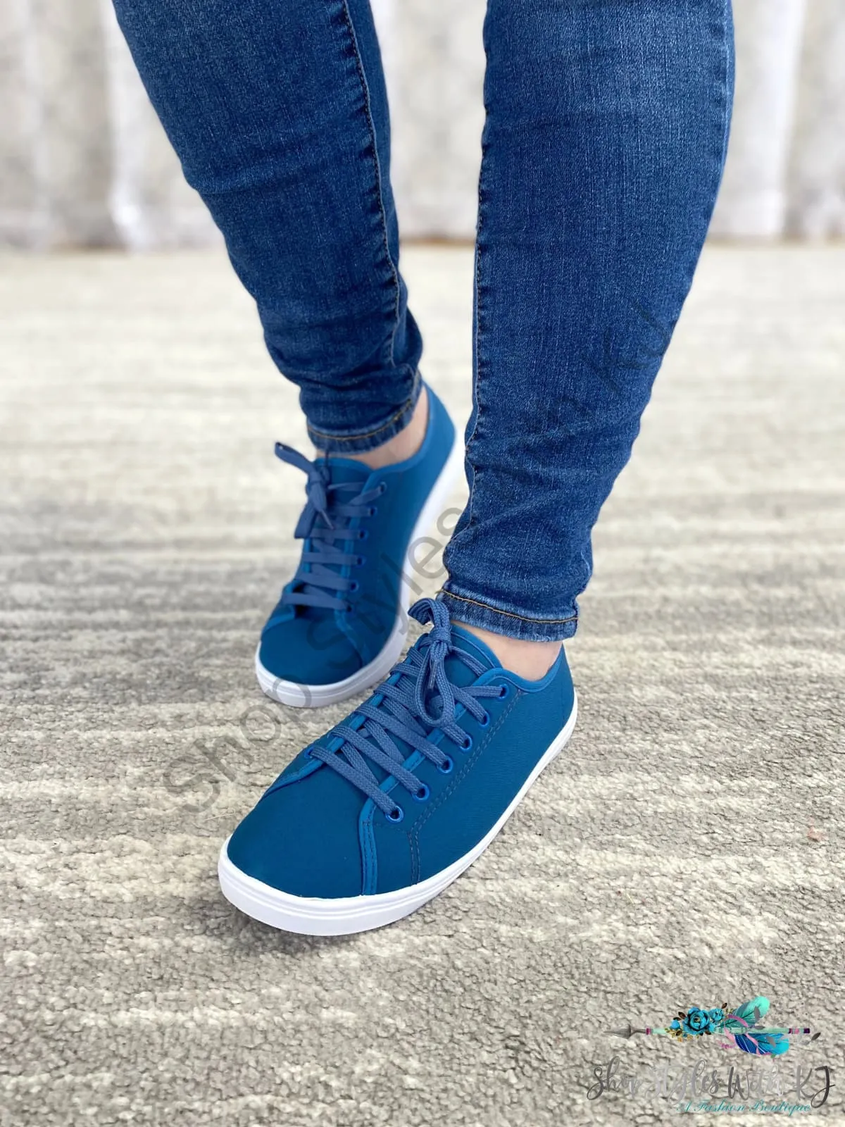 Free Spirit Sneakers in Blue