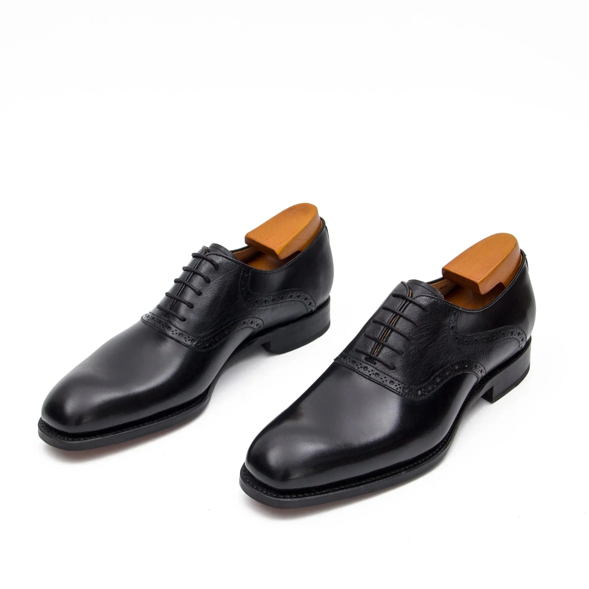 Goodyear Welted Oxford Shoes in Black Leather